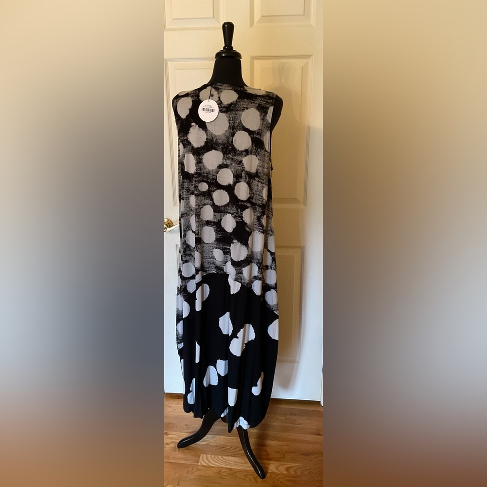 Alembika Cloud Women’s Stretchy Black & White Sleeveless Maxi Tank Dress. Size 6